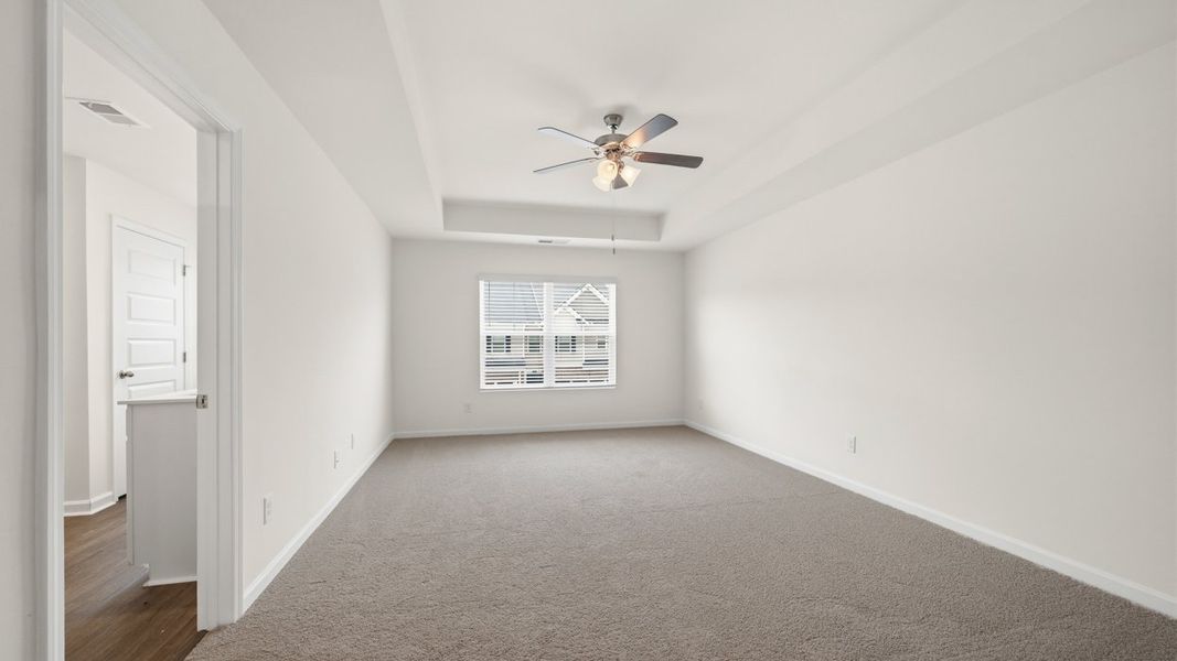 Spacious, unfurnished interior of a new home in Inverness at Sugarloaf, Lawrenceville (Image 25). Spacious, unfurnished interior of a new home in Inverness at Sugarloaf, Lawrenceville (Image 25).
