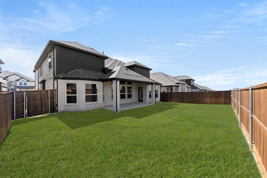 30. 6237 Shasta - Back (2) 30. 6237 Shasta - Back (2)