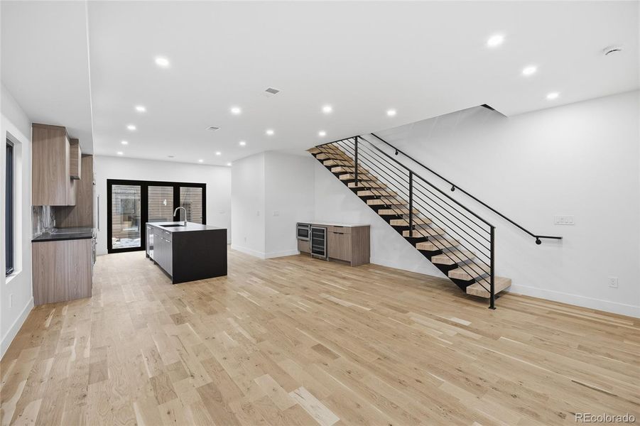 Spacious, unfurnished interior of a new home in , Denver (Image 18).