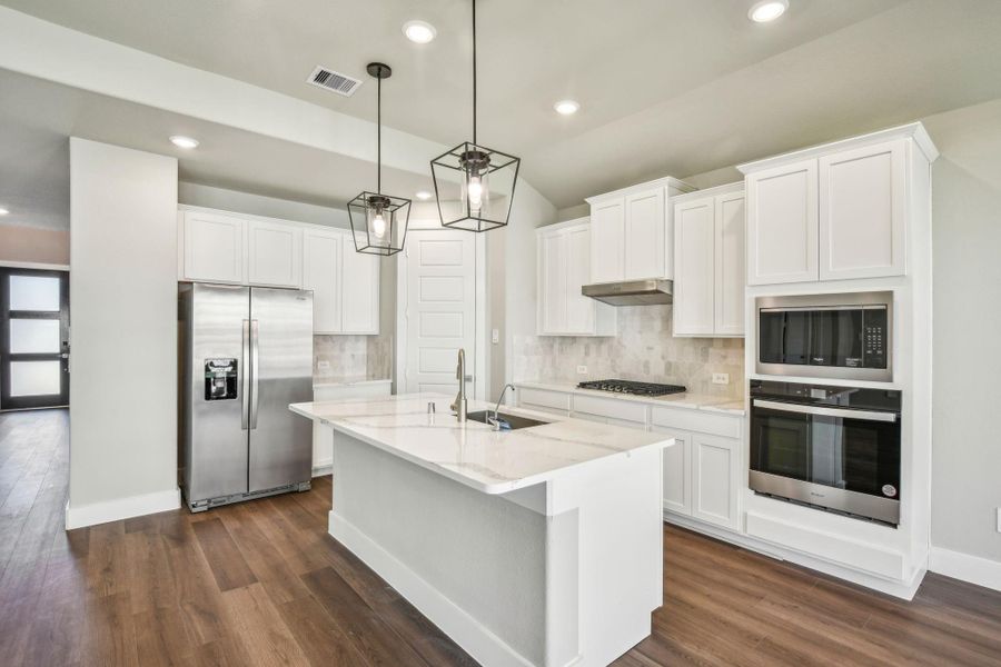 Photo is not of the actual home but is an inspirational photo of builder’s model home and may depict options, furnishings, and/or decorator features that are not included. Photo is not of the actual home but is an inspirational photo of builder’s model home and may depict options, furnishings, and/or decorator features that are not included.