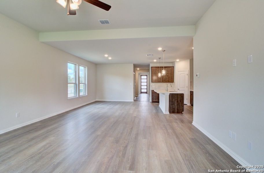 Spacious, unfurnished interior of a new home in Clear Creek, New Braunfels (Image 17).
