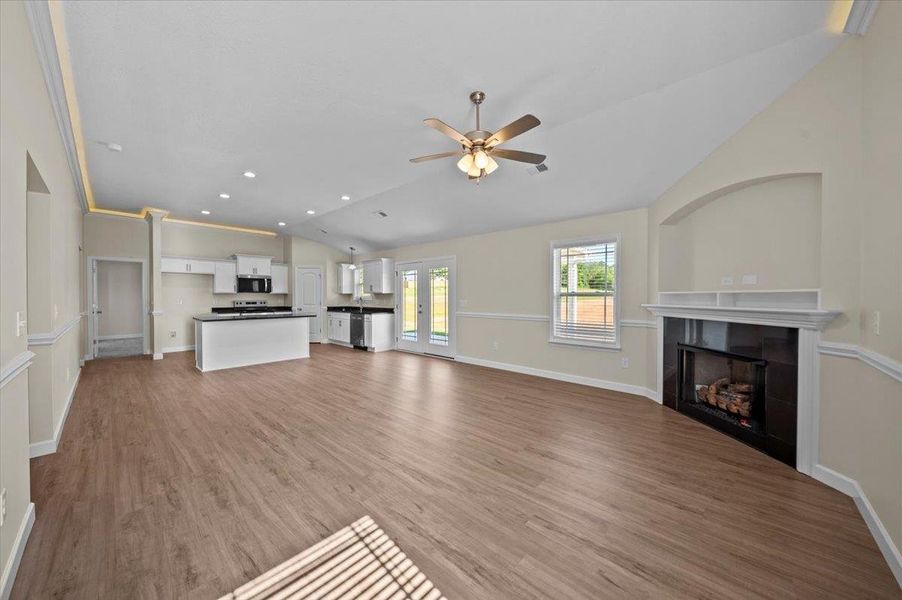 Spacious, unfurnished interior of a new home in Mills Gin, Campobello (Image 21).