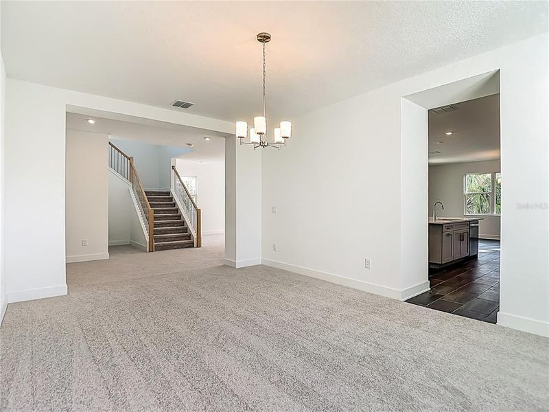 Spacious, unfurnished interior of a new home in , Tampa (Image 55).