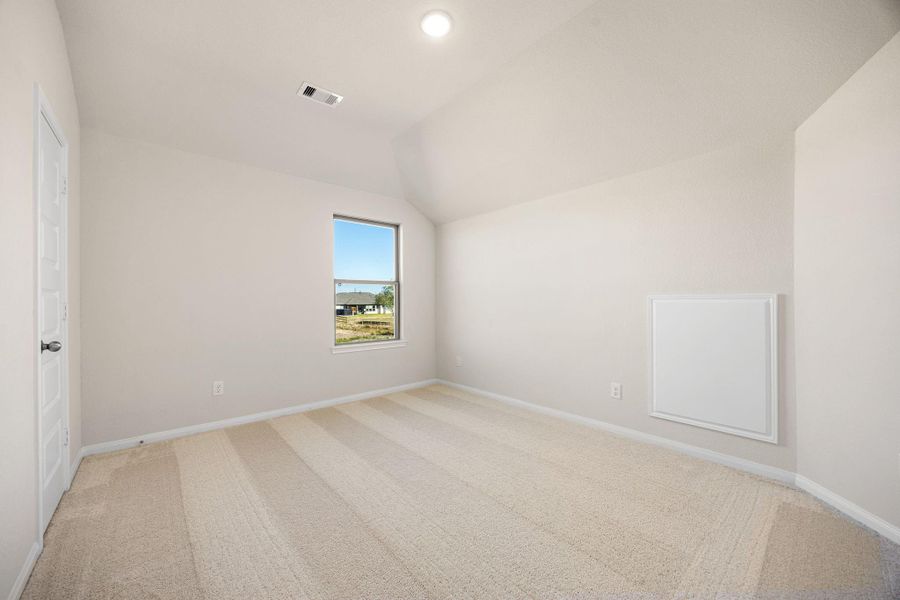 Spacious, unfurnished interior of a new home in Southfork Ranch, Sealy (Image 41).