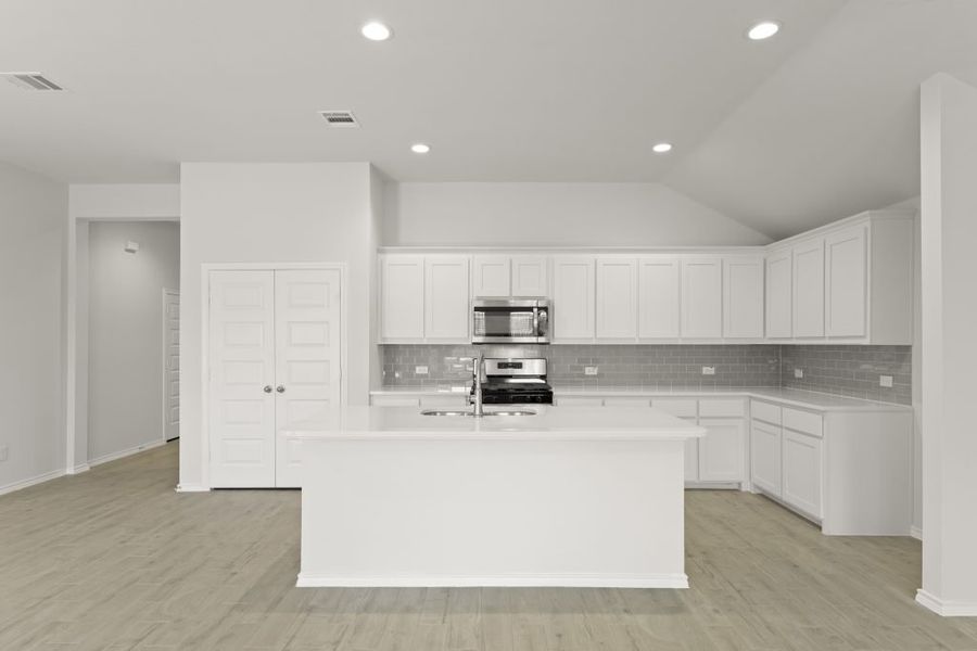 Representative exterior photo of a completed home built from the Boston by Impression Homes in Northspur, Terrell, TX (Image 4). Representative exterior photo of a completed home built from the Boston by Impression Homes in Northspur, Terrell, TX (Image 4).