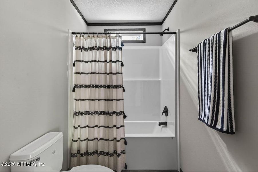 Furnished interior view inside a new home in , Middleburg (Image 12).