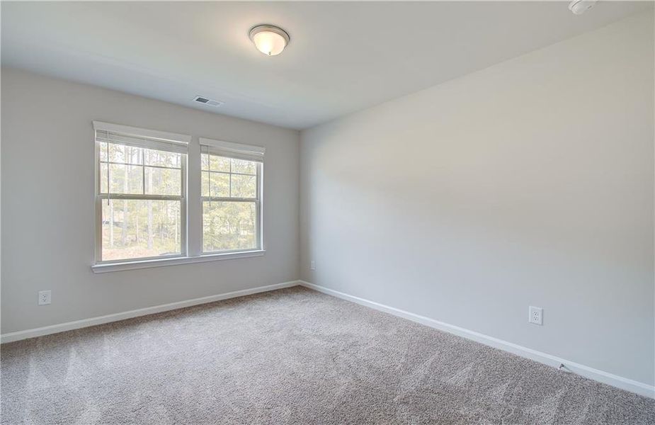 Spacious, unfurnished interior of a new home in Riverbend Overlook, Fayetteville (Image 23).