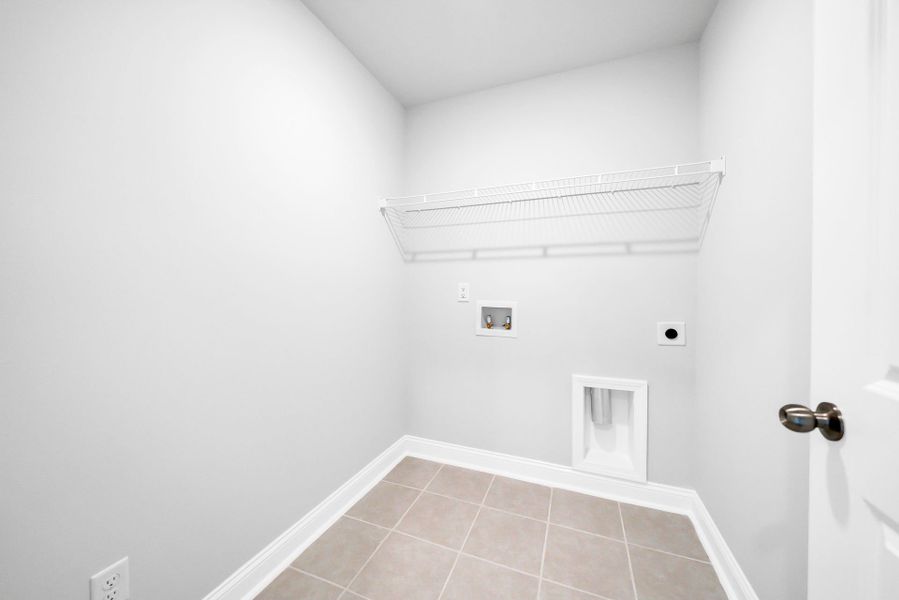 Spacious, unfurnished interior of a new home in Monroe Preserve, Chapin (Image 21).