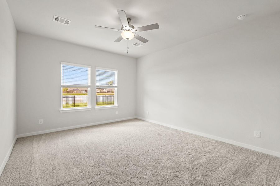 Spacious, unfurnished interior of a new home in Woodshore, Clute (Image 16). Spacious, unfurnished interior of a new home in Woodshore, Clute (Image 16).