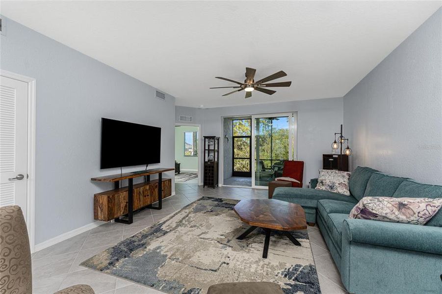 Furnished interior view inside a new home in Heritage Landing: Veranda Condominiums, Punta Gorda (Image 6).