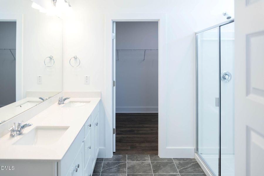 Riverfall_OwnerSuiteBath1 (1)