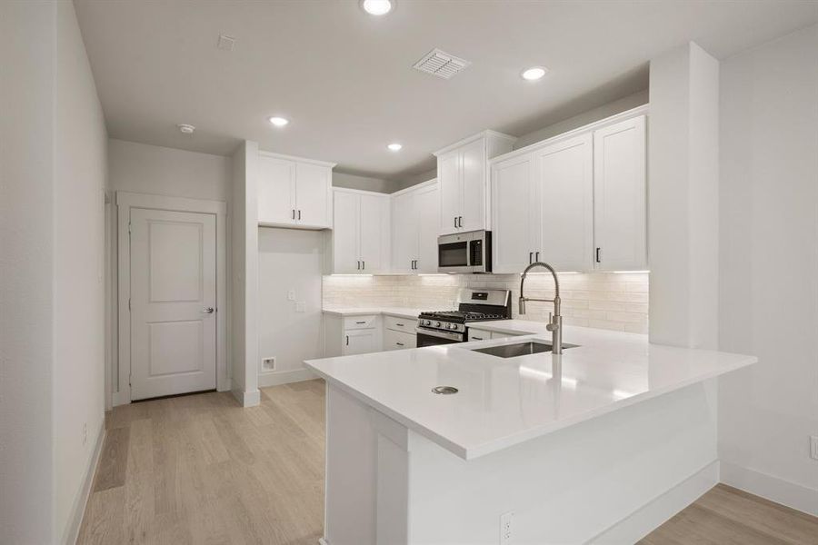 Furnished interior view inside a new home in Karis, Crowley (Image 6).