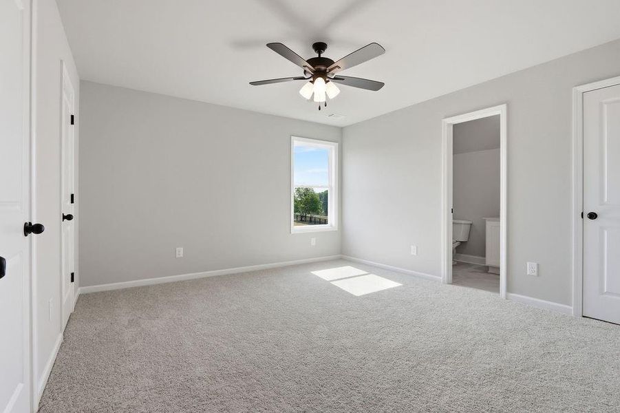 Spacious, unfurnished interior of a new home in , Monroe (Image 17).