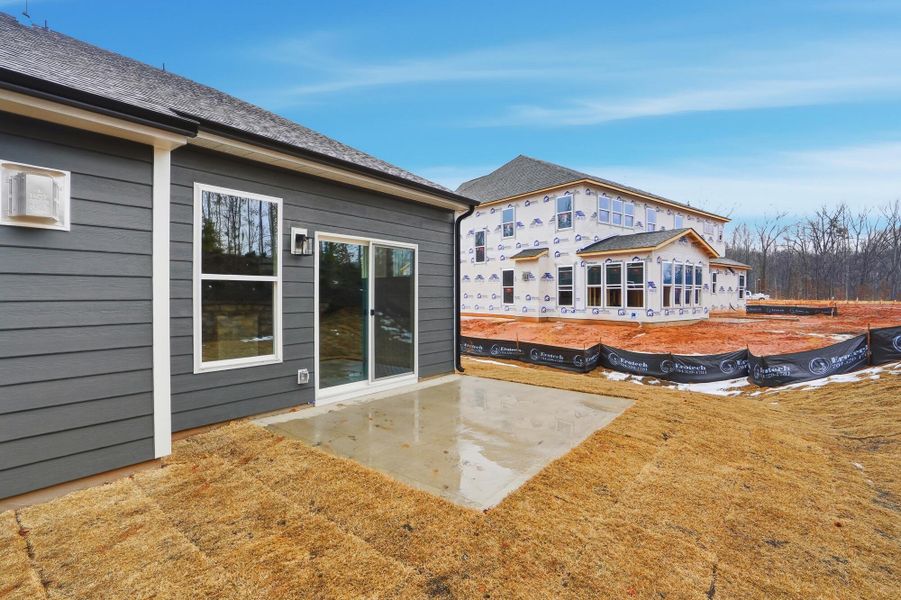 Exterior details and patio area of a home in Rone Creek, Waxhaw (Image 3).