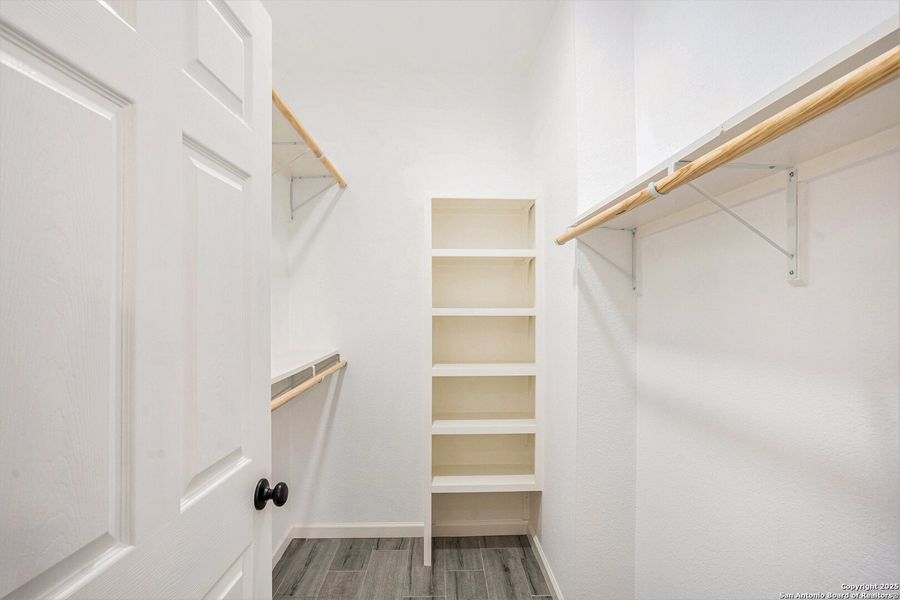 Spacious, unfurnished interior of a new home in , Seguin (Image 18).