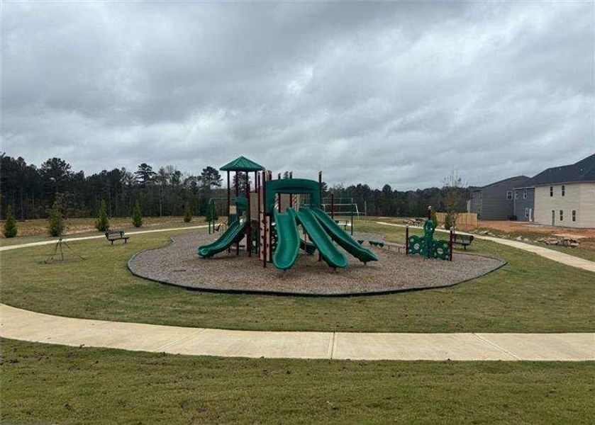 Community amenities in Creekbend Overlook, South Fulton (Image 1).
