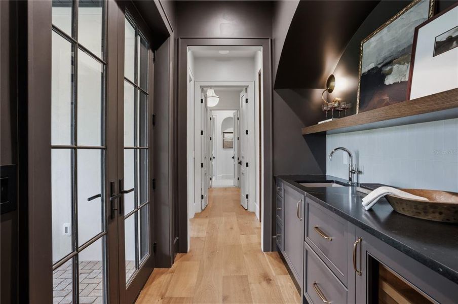 Furnished interior view inside a new home in , Oakland (Image 66).