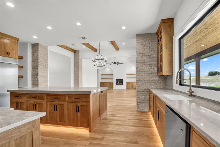 Furnished interior view inside a new home in , Weatherford (Image 10).