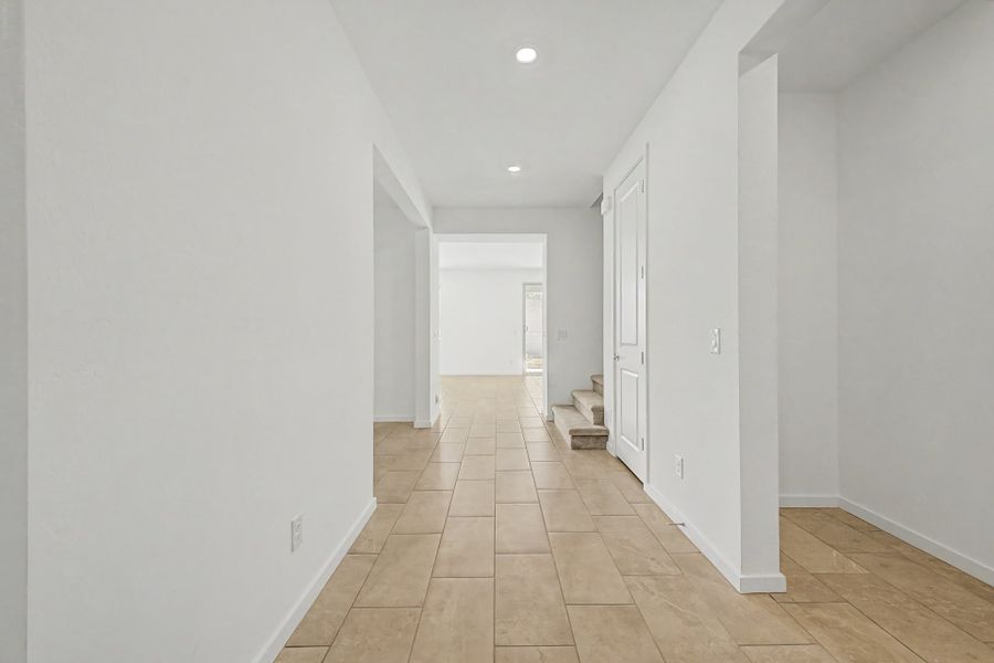 Spacious, unfurnished interior of a new home in Frontera, Surprise (Image 12). Spacious, unfurnished interior of a new home in Frontera, Surprise (Image 12).