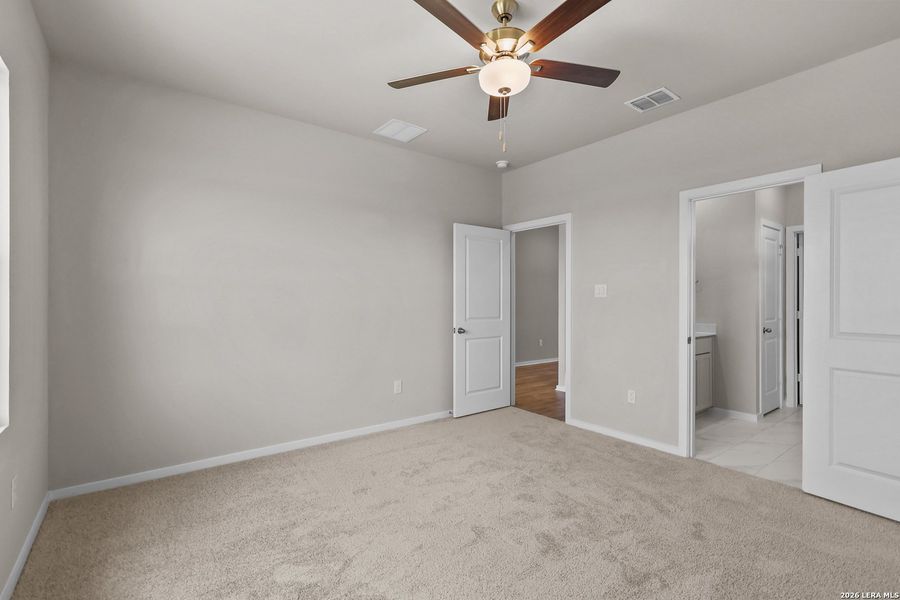 Spacious, unfurnished interior of a new home in Hickory Ridge, Elmendorf (Image 21). Spacious, unfurnished interior of a new home in Hickory Ridge, Elmendorf (Image 21).