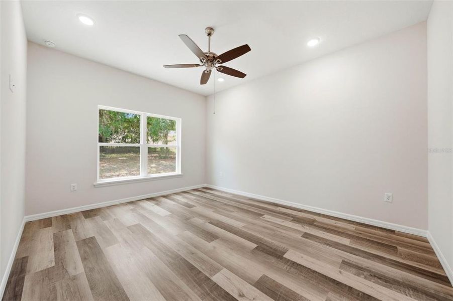 Spacious, unfurnished interior of a new home in , Astatula (Image 15).