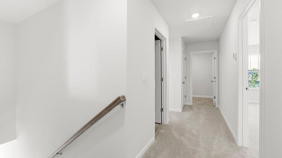 Spacious, unfurnished interior of a new home in Woodglen, Piedmont (Image 24).