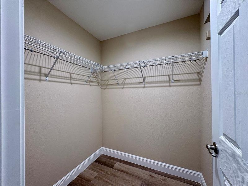 Spacious, unfurnished interior of a new home in , Summerfield (Image 25).