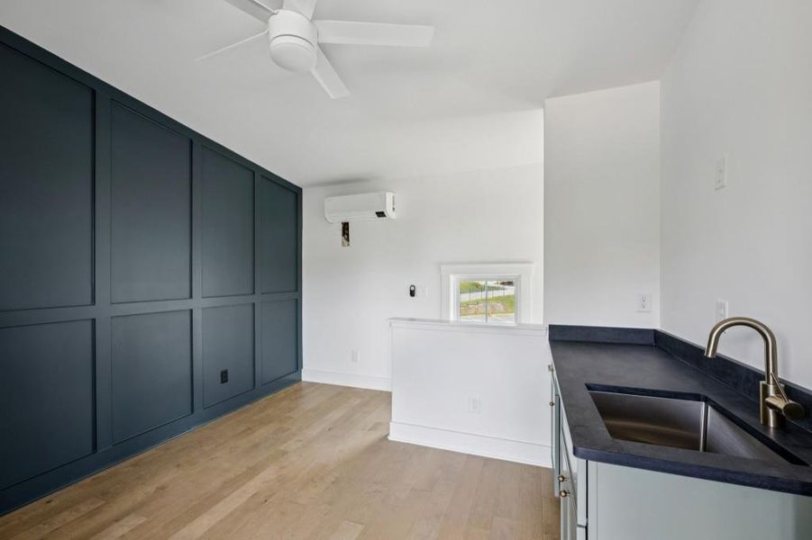 Furnished interior view inside a new home in , Atlanta (Image 21).