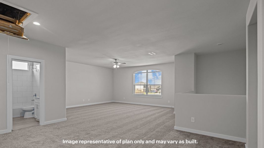 Spacious, unfurnished interior of a new home in Homestead at Parks Bell Ranch, Odessa (Image 20).