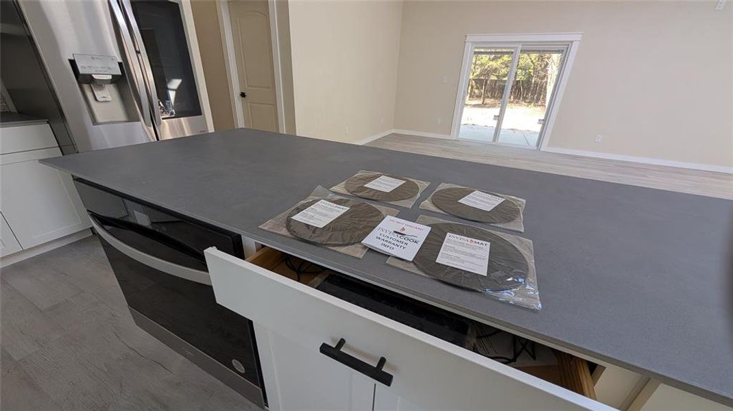 4 burner invisicook cooktop (induction cooking) 4 burner invisicook cooktop (induction cooking)