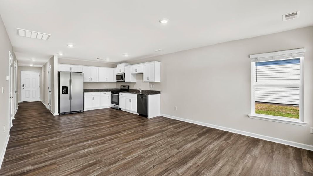 Spacious, unfurnished interior of a new home in Gibson Grove, Laurens (Image 25).