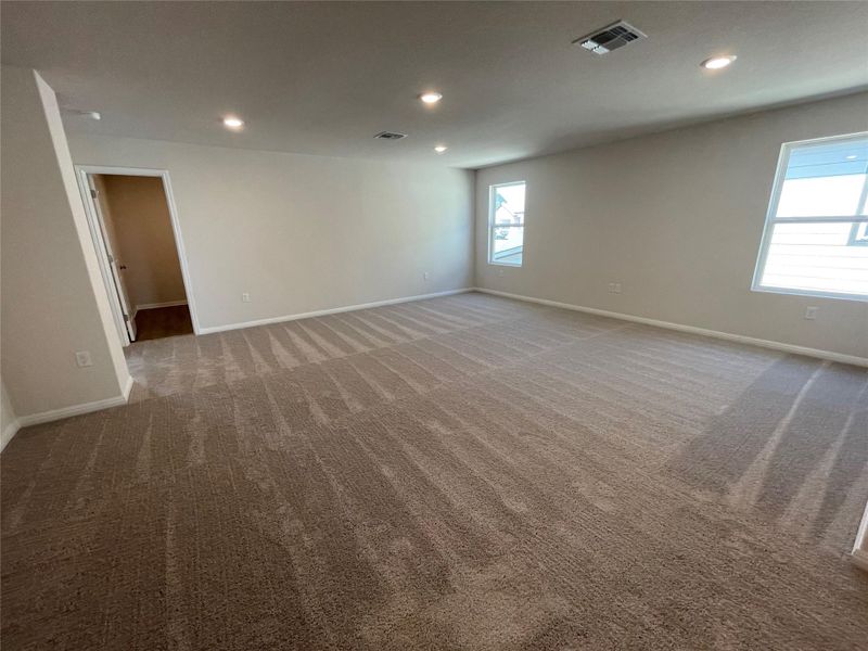 Spacious, unfurnished interior of a new home in Covered Bridge, Hutto (Image 24). Spacious, unfurnished interior of a new home in Covered Bridge, Hutto (Image 24).