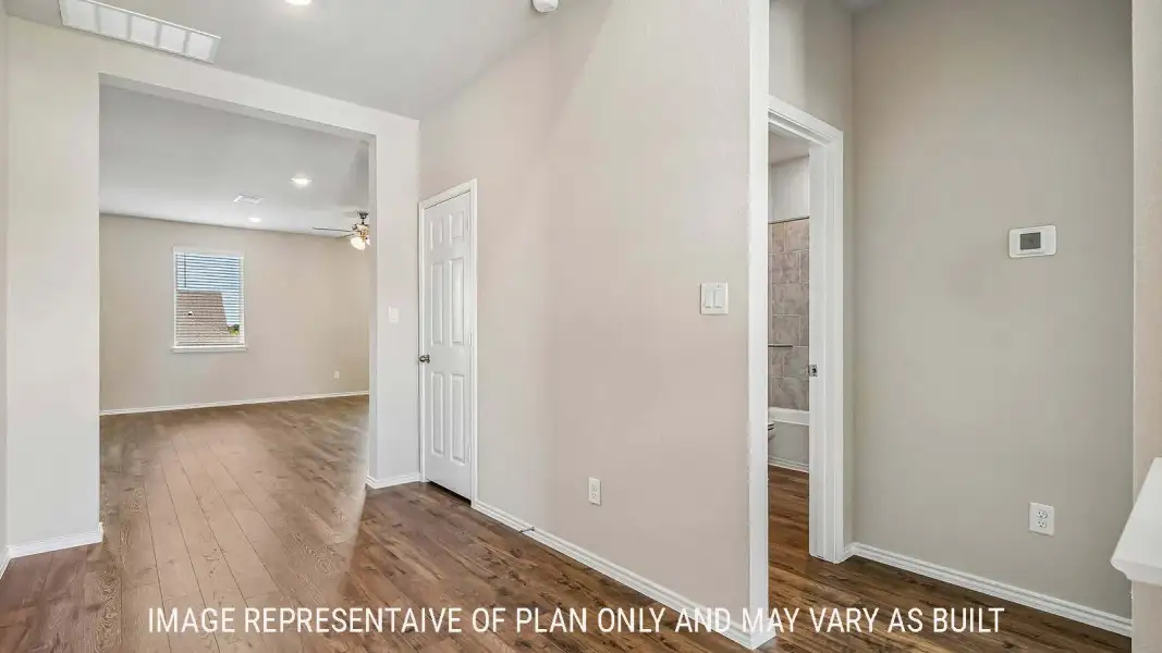 Spacious, unfurnished interior of a new home in Rancho San Gabriel, Georgetown (Image 22).