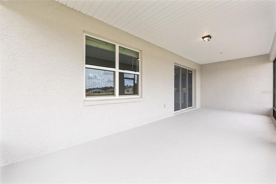 Spacious, unfurnished interior of a new home in , Ocala (Image 29).