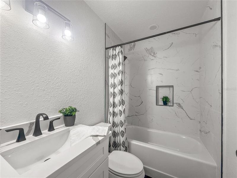 Furnished interior view inside a new home in , Alachua (Image 15).