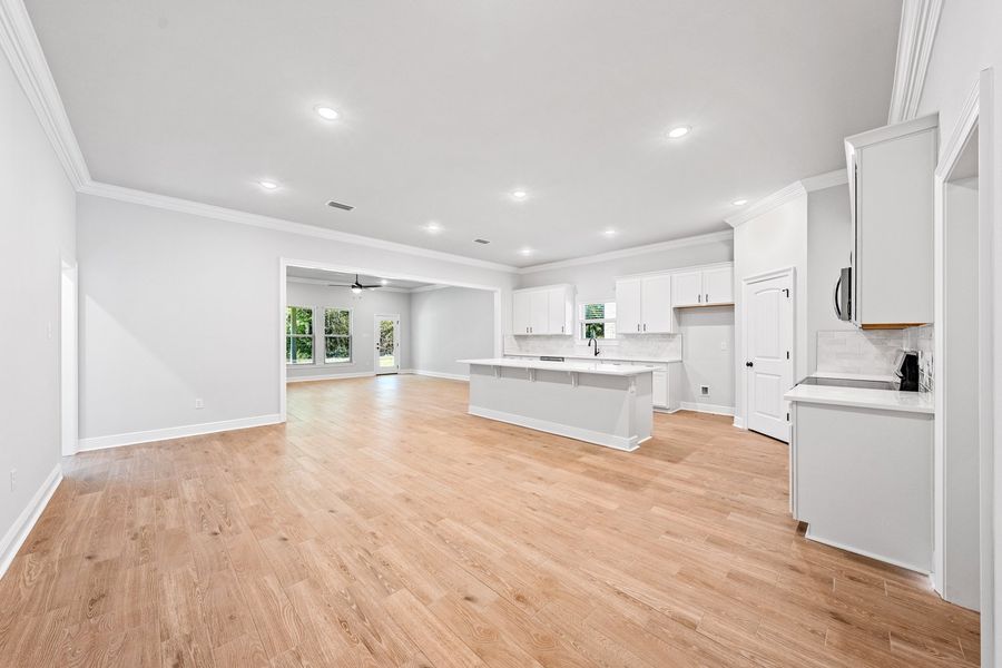 Spacious, unfurnished interior of a new home in Sentinel Ridge, Pace (Image 11). Spacious, unfurnished interior of a new home in Sentinel Ridge, Pace (Image 11).