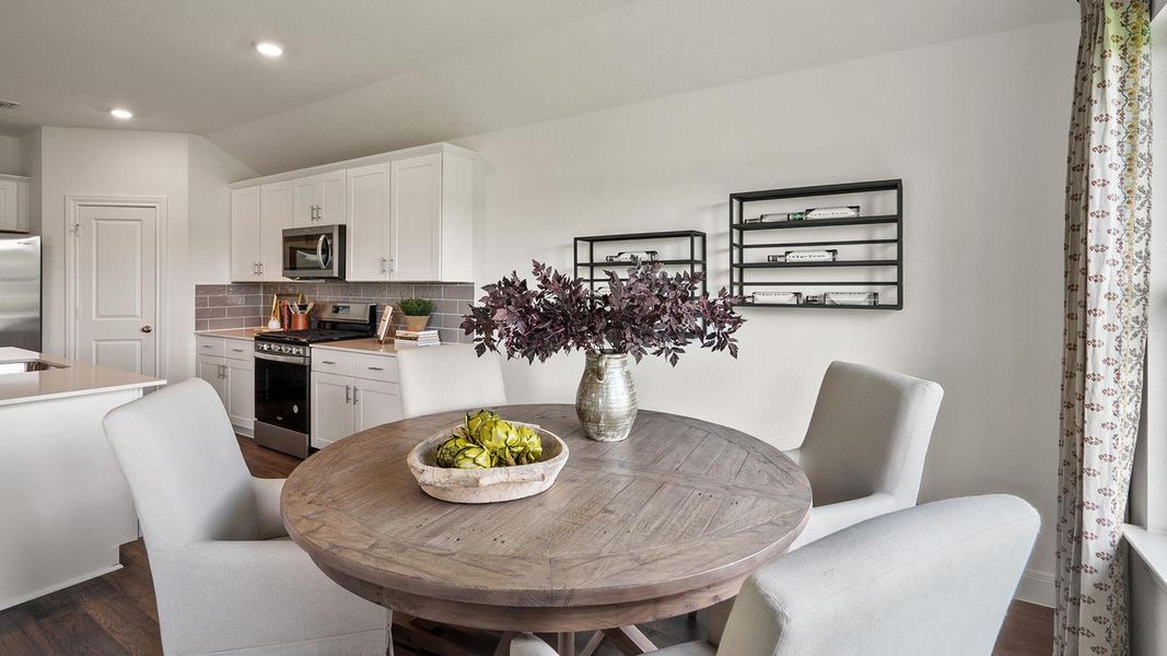 Furnished interior view inside a new home in Railhead, Cedar Creek (Image 9).