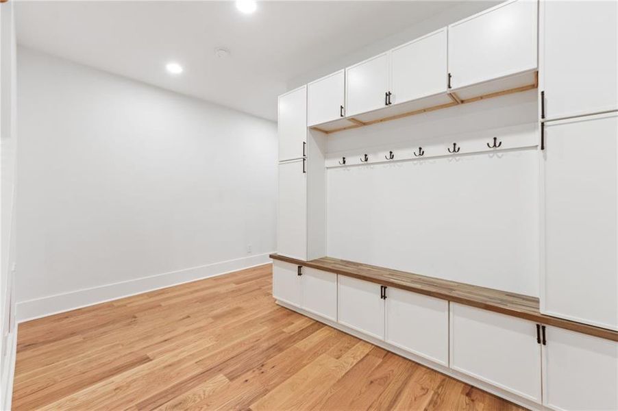 Spacious, unfurnished interior of a new home in , Atlanta (Image 20).
