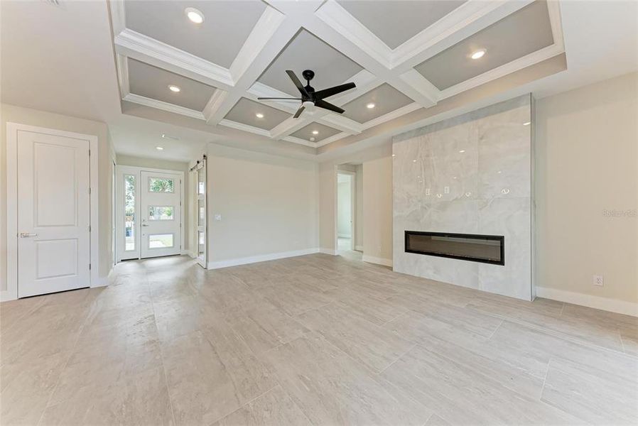 Spacious, unfurnished interior of a new home in , Venice (Image 28).
