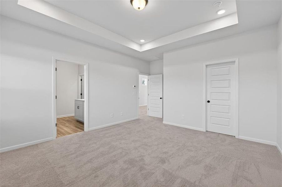 Spacious, unfurnished interior of a new home in Franklin Manor, Lawrenceville (Image 35).