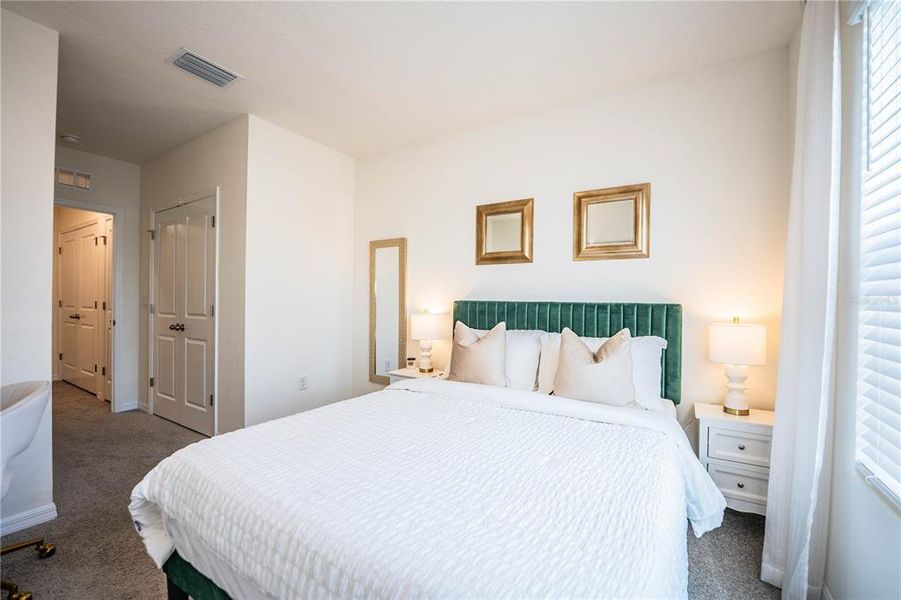 Furnished interior view inside a new home in , Plant City (Image 54).