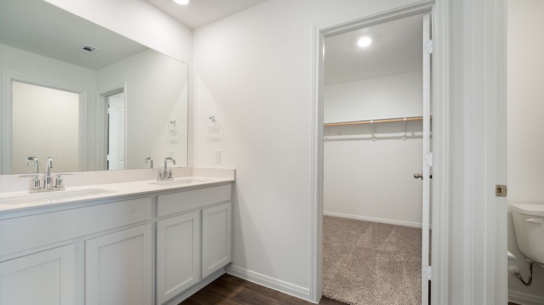 Furnished interior view inside a new home in Southgrove, Kyle (Image 5).