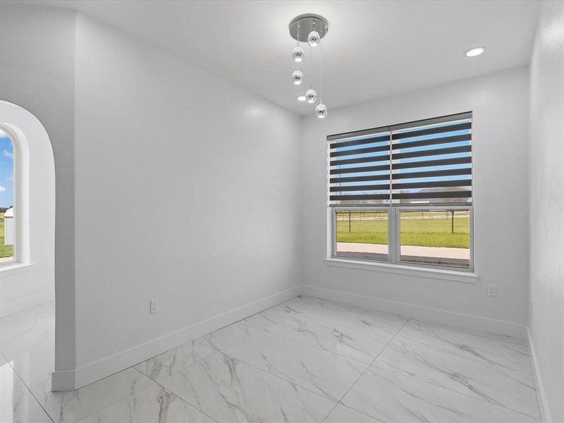 Spacious, unfurnished interior of a new home in , Krum (Image 25).