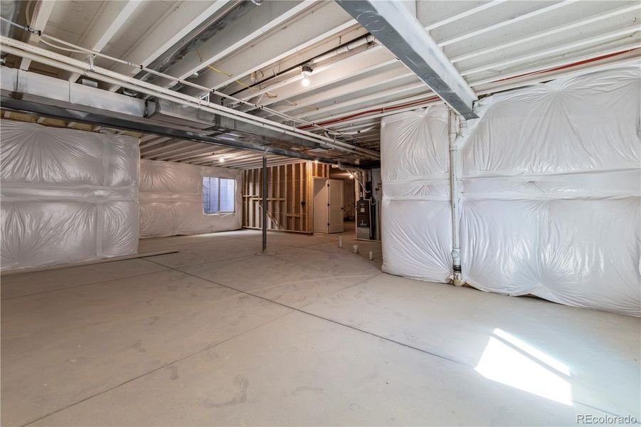 Spacious, unfurnished interior of a new home in Dillon Pointe - Journey, Westminster (Image 23).