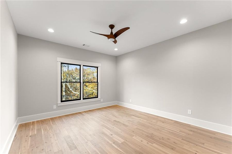 Spacious, unfurnished interior of a new home in , Dahlonega (Image 23).