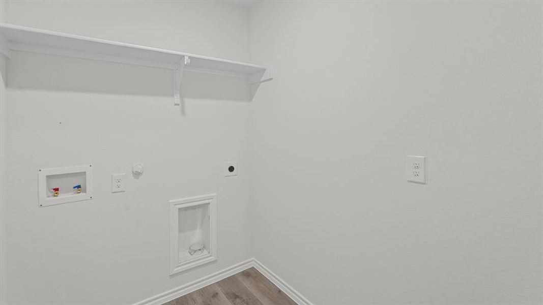 Spacious, unfurnished interior of a new home in Cartwright Ranch, Crandall (Image 6). Spacious, unfurnished interior of a new home in Cartwright Ranch, Crandall (Image 6).