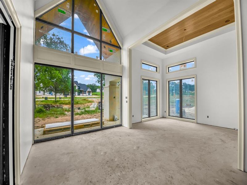 Exterior details and patio area of a home in , Weatherford (Image 3).