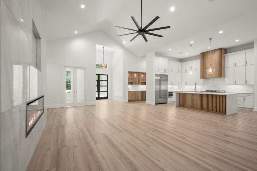 Spacious, unfurnished interior of a new home in , New Waverly (Image 37).