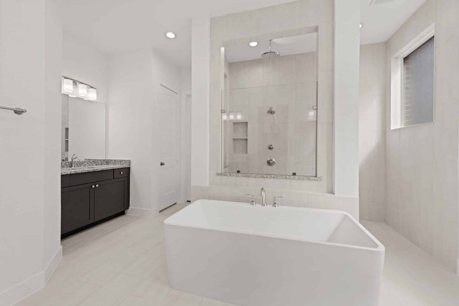 Representative furnished interior of a home built from the Rivers 60′ Lot by Chesmar Homes in Fulshear Lakes, Fulshear (Image 13).