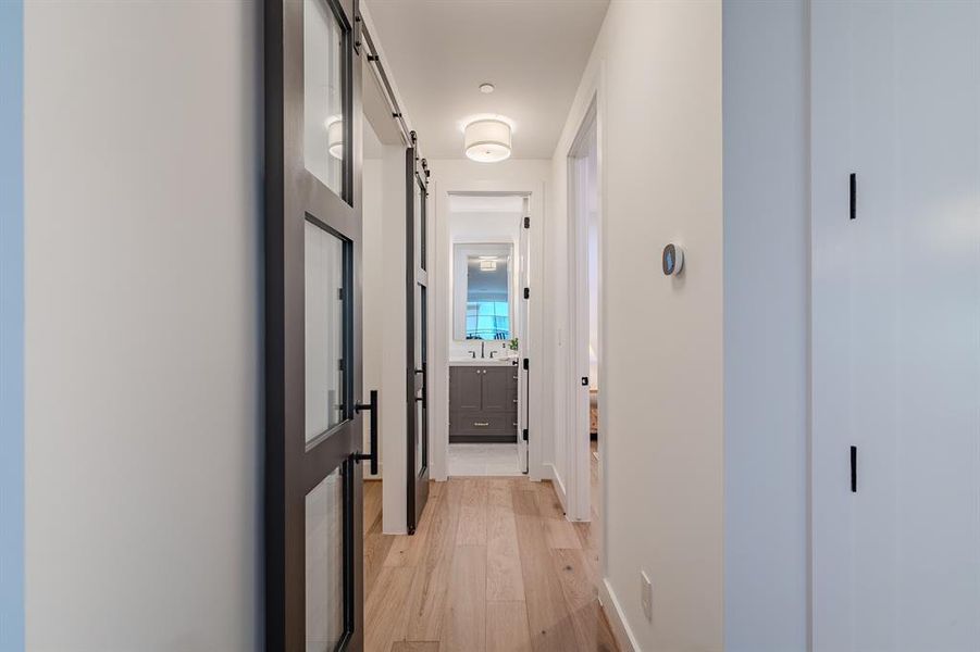 Spacious, unfurnished interior of a new home in , University Park (Image 18).